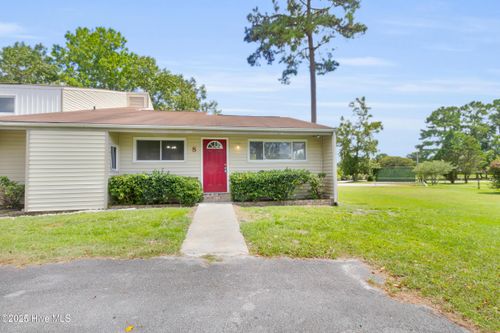 8-125 Pirates Rd, New Bern, NC, 28562-9826 | Card Image