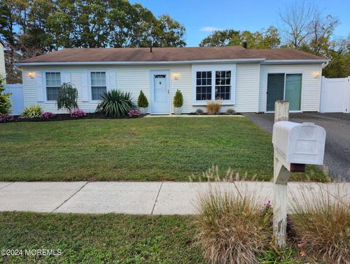 5 Ocean Avenue, Barnegat, NJ, 08005 | Card Image