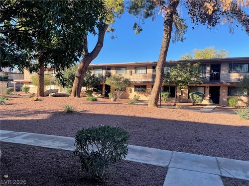 3-585 S Royal Crest Cir, Las Vegas, NV, 89169-3893 | Card Image