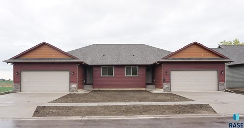 308 E Countryside Ave, Lennox, SD, 57039-2396 | Card Image
