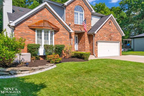 3343 Fanone Dr, Port Huron, MI, 48060-7256 | Card Image