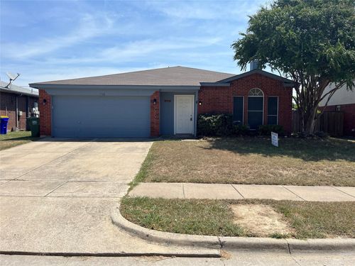 7712 Liz Ln, Watauga, TX, 76148-2421 | Card Image