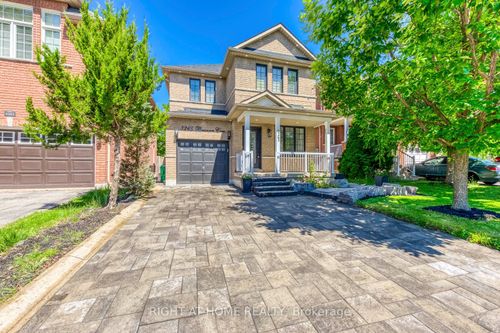 3265 Bruzan Cres, Mississauga, ON, L5N8E7 | Card Image