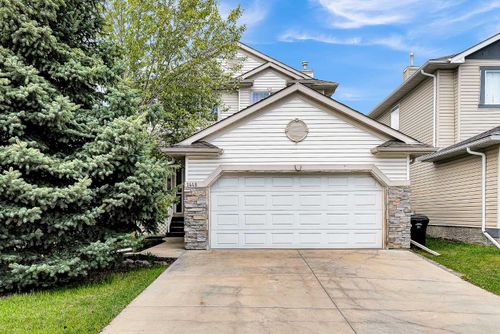 1448 Shannon Avenue Sw, Calgary, AB, T2Y4L7 | Card Image