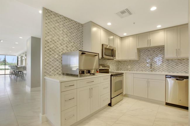 APT-4D - 5280 N Ocean Dr, Condo with 2 bedrooms, 2 bathrooms and null parking in Riviera Beach FL | Image 26