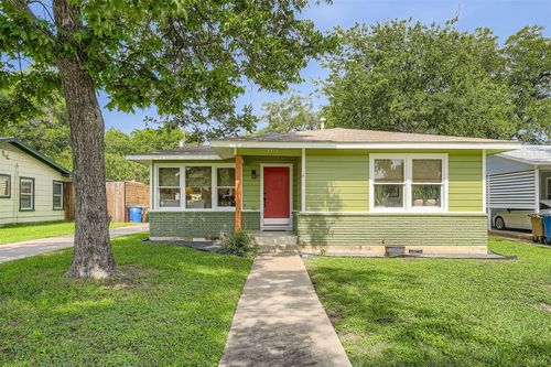 7717 Woodrow Ave, Austin, TX, 78757-1331 | Card Image