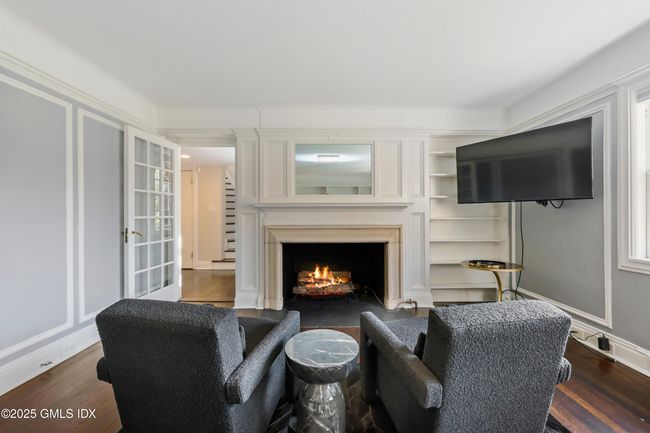 Office with fireplace | Image 19
