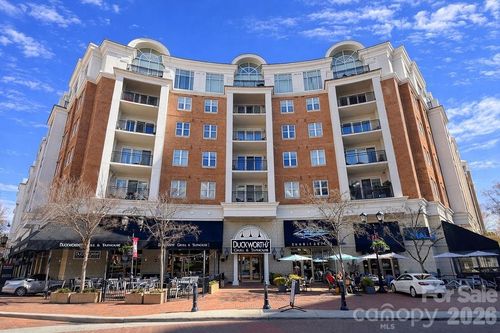 4620 Piedmont Row Dr, Charlotte, NC, 28210-4287 | Card Image