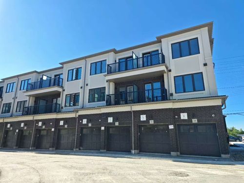 34 Matawin Lane, Richmond Hill, ON, L4B3X9 | Card Image
