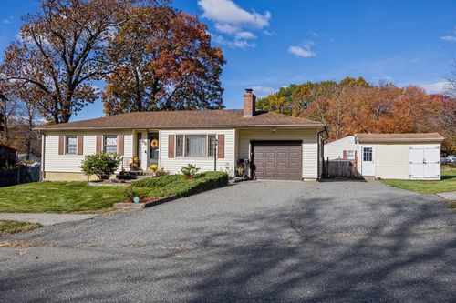 68 Parenteau Dr, Chicopee, MA, 01020 | Card Image