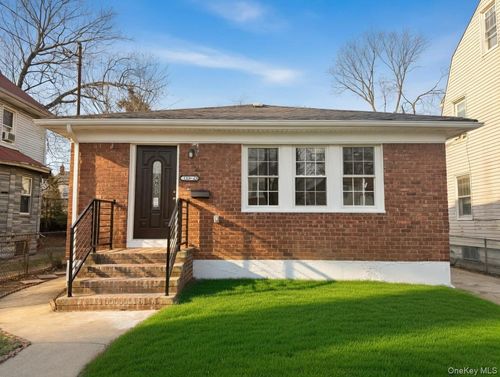 12323 Milburn St, Springfield Gardens, NY, 11413-1438 | Card Image