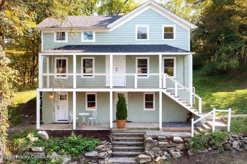 9 Mountain Rd, Rosendale, NY, 12472-9652 | Card Image