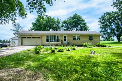 13 Bonnie Ln, Yorkville, IL, 60560-9767 | Card Image