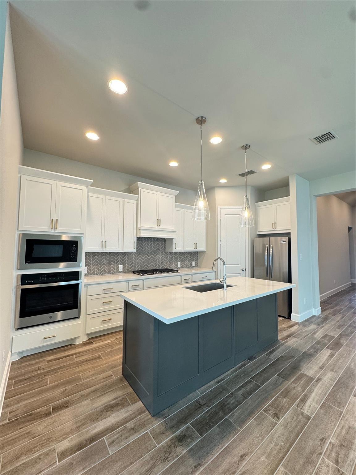 Residential Lease in Magnolia 4