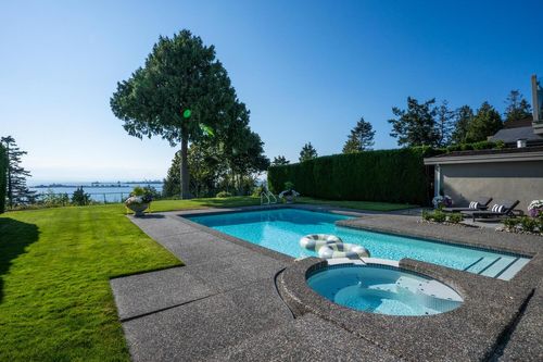 295 English Bluff Rd, Delta, BC, V4M2M9 | Card Image