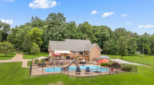 915 Rocky Hollow Rd, Erin, TN, 37061-6118 | Card Image