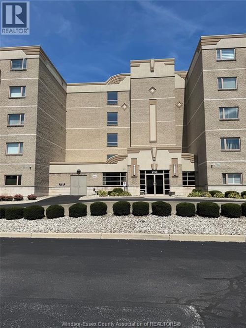 202-200 Manning Rd, Tecumseh, ON, N8N0A8 | Card Image