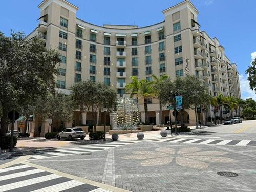 apt-523-610 Clematis St, West Palm Beach, FL, 33401-5396 | Card Image