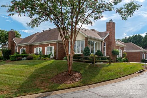8268 Windsor Ridge Dr, Charlotte, NC, 28277-6500 | Card Image