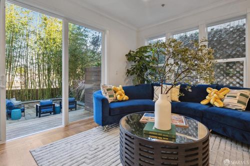 apt-1-160 Hancock St, San Francisco, CA, 94114-2594 | Card Image