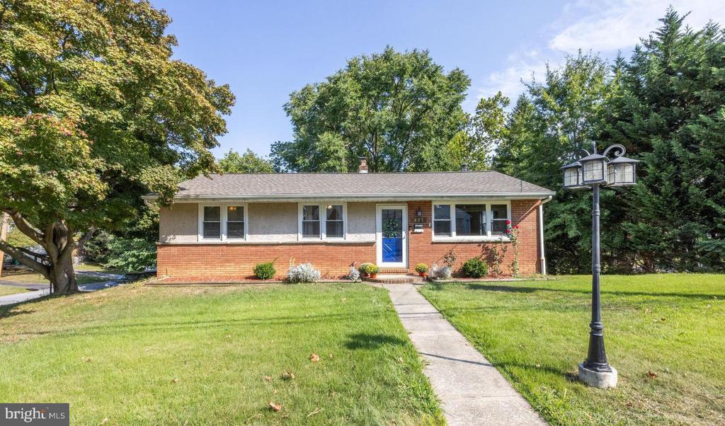 Ryanard Rd, Wallingford, PA 19086