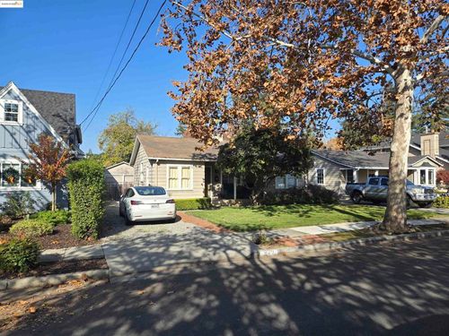 947 Terra Bella Ave, San Jose, CA, 95125-2656 | Card Image