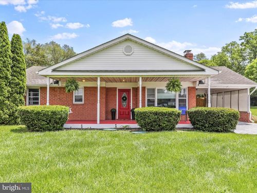 4462 Martinsburg Pike, CLEAR BROOK, VA, 22624-1529 | Card Image