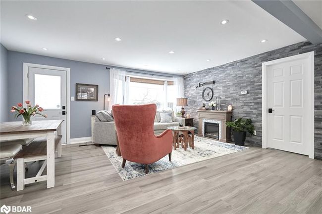 6394 Bluebird St, House other with 3 bedrooms, 2 bathrooms and 10 parking in Ramara ON | Image 5