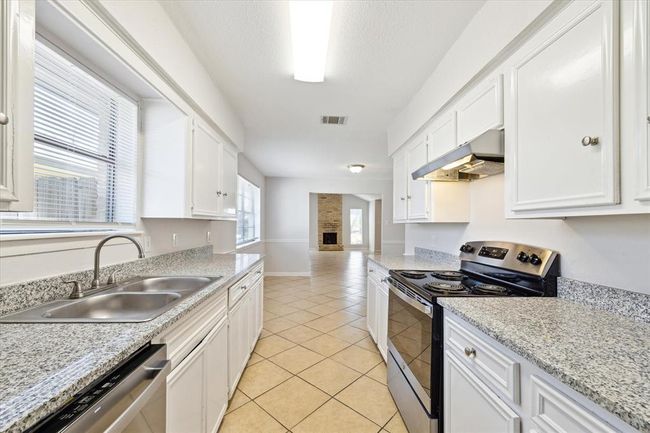 5519 Fallengate Dr, House other with 3 bedrooms, 2 bathrooms and 2 parking in Spring TX | Image 10