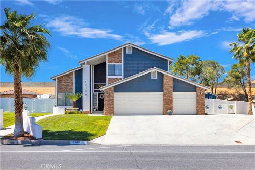 13380 Hidden Valley Rd, Victorville, CA, 92395 | Card Image