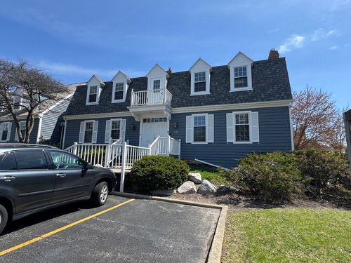 1626 Colonial Pkwy, Inverness, IL, 60067 | Card Image