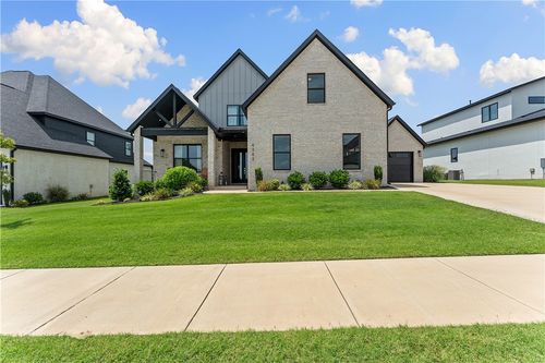4302 S Exeter Dr, Rogers, AR, 72758-5219 | Card Image