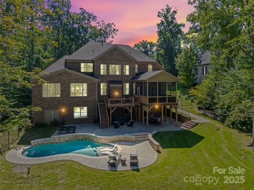 2100 Pondmeade Ln, Weddington, NC, 28104-7625 | Card Image