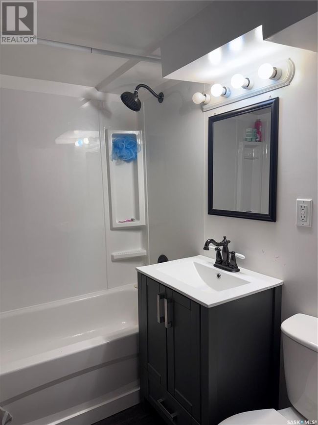 1159 Chaplin St E, House other with 5 bedrooms, 4 bathrooms and null parking in Swift Current SK | Image 23