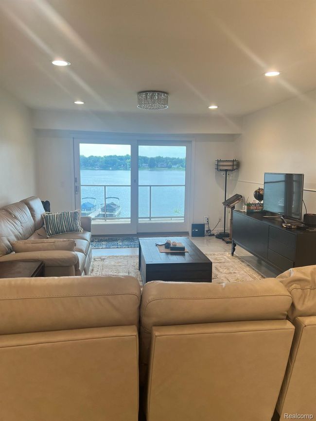 Great Room-2 | Image 9