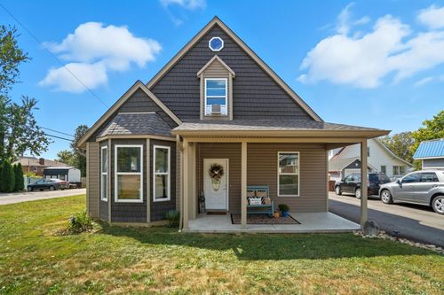 6747 Wood St, Goshen, OH, 45122-9266 | Card Image