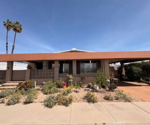 1018 San Nicolas St, Hemet, CA, 92543 | Card Image