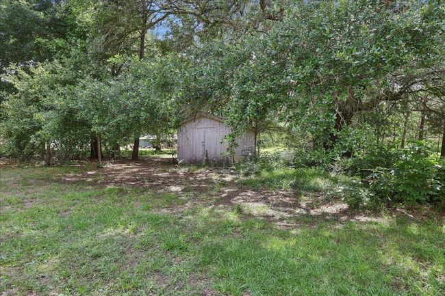731 Meneley Rd, House other with 4 bedrooms, 2 bathrooms and null parking in Winnie TX | Image 25