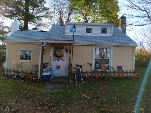 3132 Lake Rockwell Rd, Ravenna, OH, 44266-9472 | Card Image