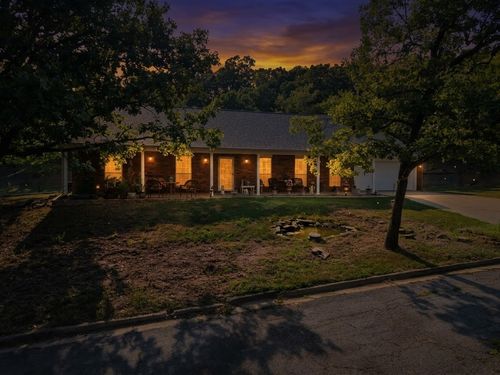307 Mission Dr, Poteau, OK, 74953-2306 | Card Image