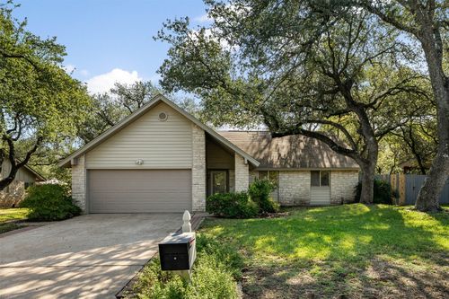 11907 Highland Oaks Trl, Austin, TX, 78759-2408 | Card Image