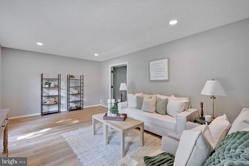 7906 Citadel Dr, SEVERN, MD, 21144-1515 | Card Image