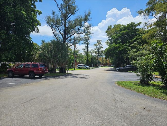 APT-5 - 4311 Nw 19 Th St, Condo with 1 bedrooms, 1 bathrooms and null parking in Lauderhill FL | Image 10