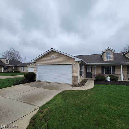 302 W Glen, Elyria, OH, 44035-3748 | Card Image
