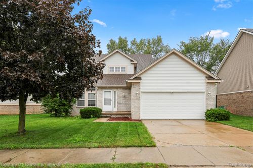 25274 Christina Dr, Brownstown Twp, MI, 48134-9178 | Card Image