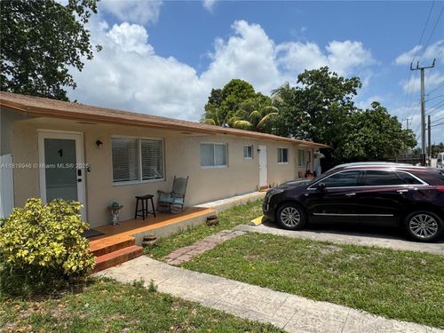 2510 62nd Ave, Miramar, FL, 33023-3926 | Card Image