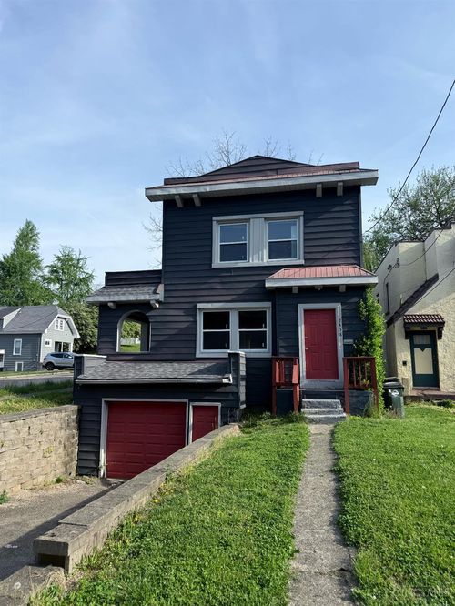 2438 Duck Creek Rd, Cincinnati, OH, 45207 | Card Image