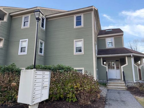 164-164 Heritage Dr, Whitinsville, MA, 01588-2368 | Card Image
