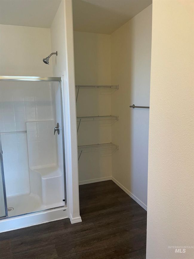 102 N Fairfield St, House other with 3 bedrooms, 2 bathrooms and null parking in Council ID | Image 6