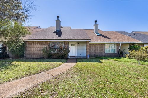 917 Navidad St, Bryan, TX, 77801-2818 | Card Image